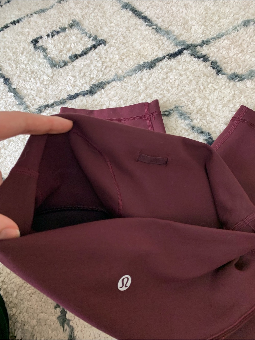 lululemon athletica Wunder Train High-Rise Maroon 8” Bike Shorts Cassis purple 6 - Picture 4 of 9